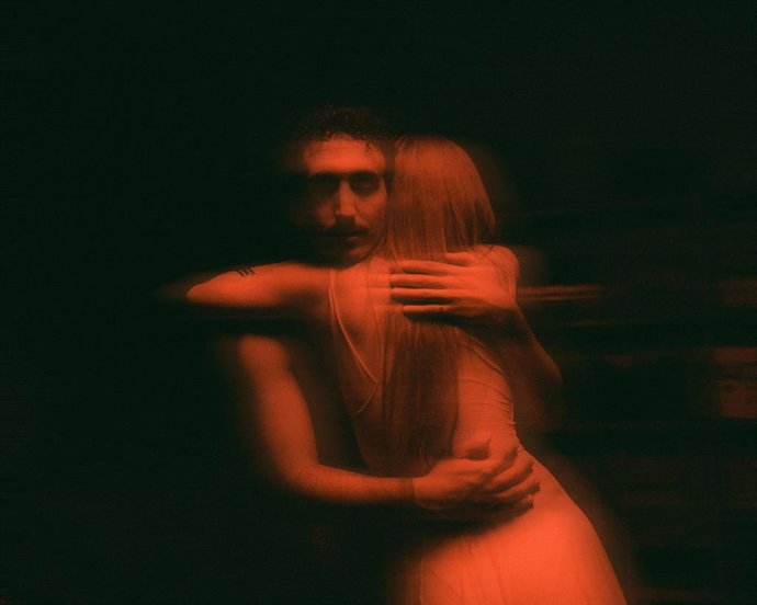 Archivo - Imatge promocional de FAIXA i Sandra Monfort fan vibrar la tradició amb ‘Marineries’