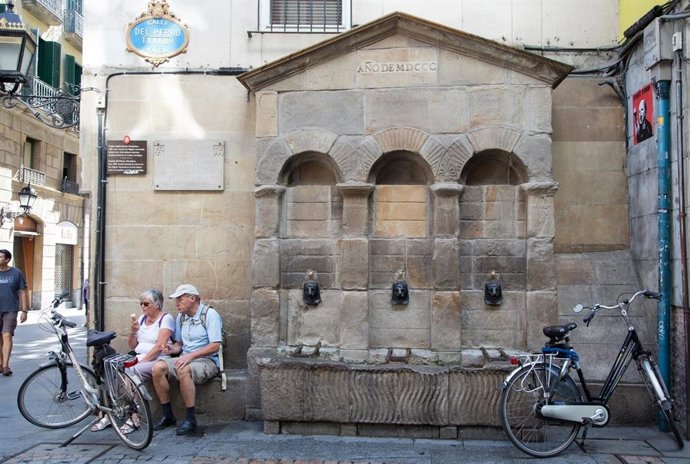 Fuente pública de la Calle del Perro del Casco Viejo de Bilbao