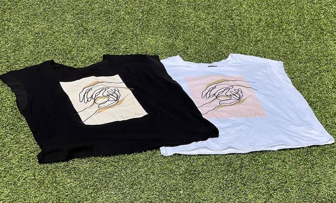 Sfera diseña, en colaboración con ONCE, una camiseta en favor de las personas sordociegas