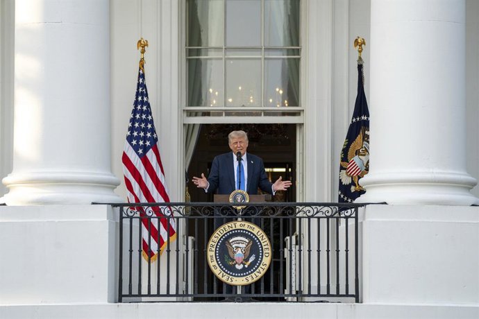 04 June 2025, US, Washington: U.S President Donald Trump, delivers remarks from the Truman balcony during the Summer Soiree event held on the South Lawn of the White House. Photo: Gabriel Kotico/White House/Planet Pix via ZUMA Press Wire/dpa
