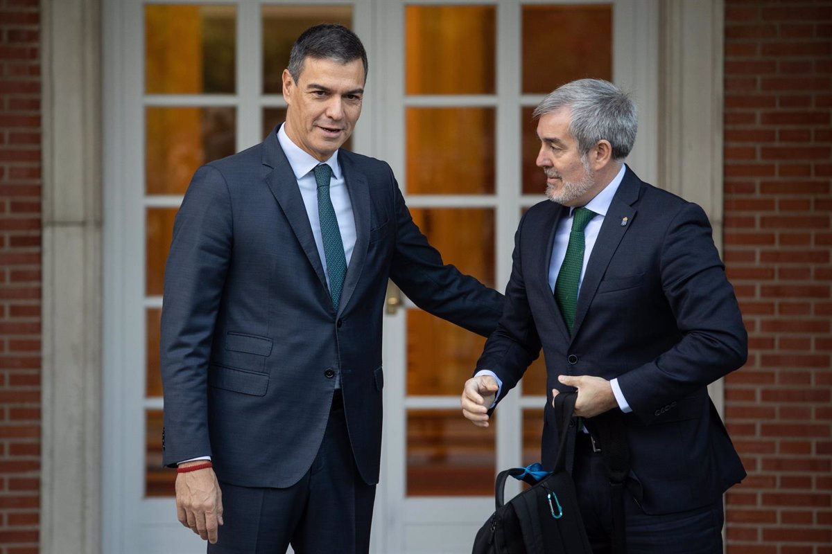 Clavijo dice que CC esperará a la comparecencia de Sánchez para decidir si retira su apoyo al Gobierno