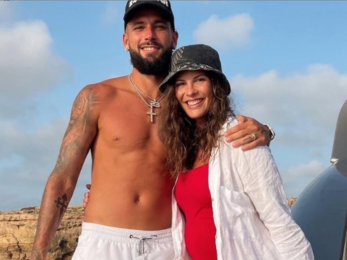 Archivo - Jessica Bueno y Jota Peleteiro, en una imagen de archivo     17/8/2021