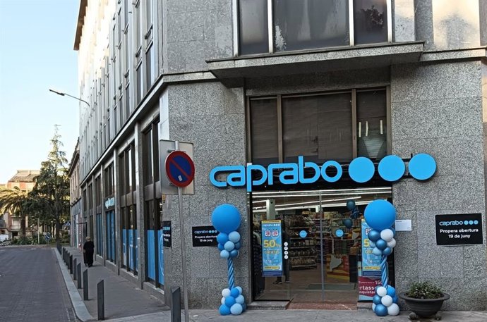 Caprabo abre un nuevo supermercado en Igualada (Barcelona)