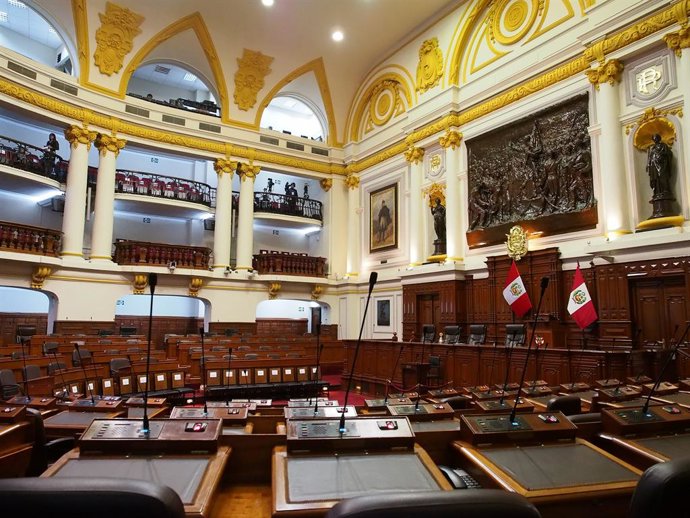 Archivo - Arquivo - 28 de julho de 2017, Lima, Lima, Peru: Vista interna do hemiciclo vazio do Congresso Peruano