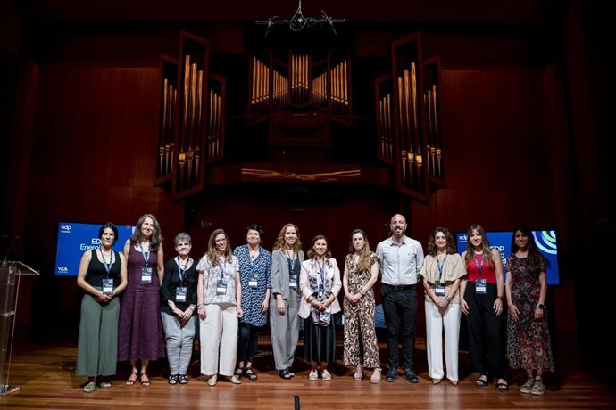 Foto de familia durante el Encuentro Informativo EDP Energía Solidaria, en la Escuela Superior de Música Reina Sofía, a 19 de junio de 2025, en Madrid (España). El acto está organizado por Europa Press y la Fundación EDP.