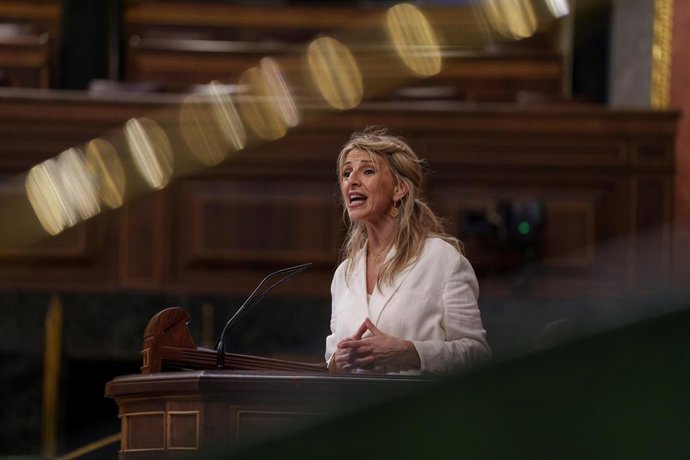Archivo - La vicepresidenta segunda y ministra de Trabajo y Economía Social, Yolanda Díaz, interviene durante una sesión de control al Gobierno, a 26 de marzo de 2025, en Madrid (España). 