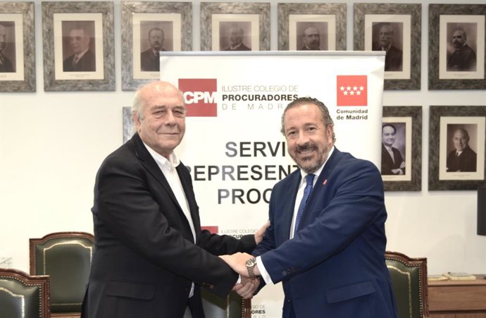 Firma del acuerdo entre CEOMA y el Colegio de Procuradores de Madrid para ayudar a los mayores en gestiones de carácter procesal