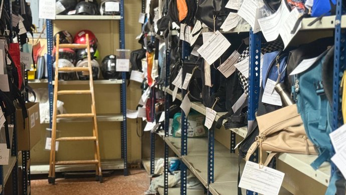 Imagen de la oficina de objetos perdidos de València.