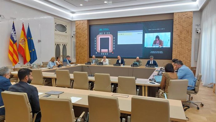El director general de IB3, Josep Codony, durante su comparecencia en el Parlament.