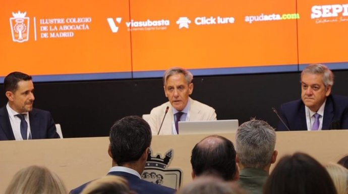 El diputado del ICAM Javier de la Mata