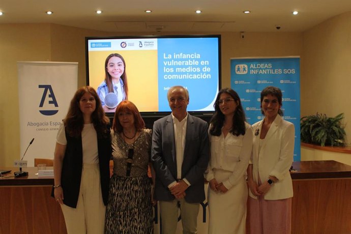 Los Medios De Comunicación En España Contribuyen A Crear Conciencia Sobre La Infancia Vulnerable, Pero Deben Mejorar En El Uso De Imágenes Y Titulares, Según La Décima Edición Del Informe 'La Infancia Vulnerable En Los Medios De Comunicación'.