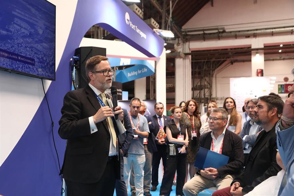 El presidente de la Autoritat Porturia de Tarragona, Santiago J. Castell, en el Salón Internacional de la Logística (SIL) 2025.