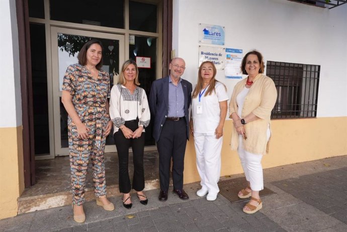 Visita por los cursos gratuitos organizados por la Fundación Miguel Castillejo con la financiación del Instituto Municipal de Desarrollo Económico y Empleo de Córdoba (Imdeec).