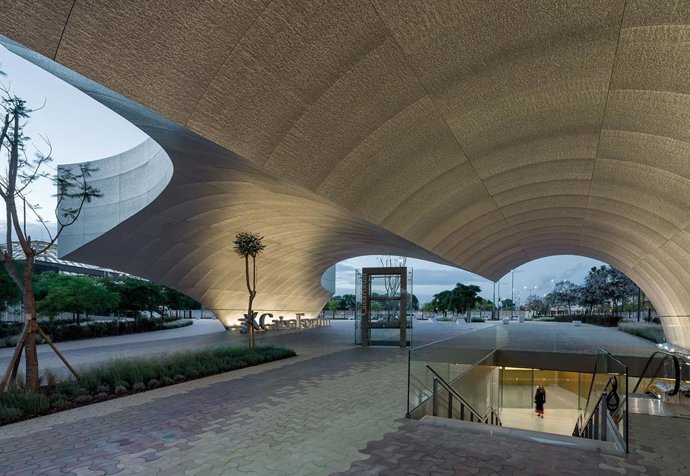 Archivo - Imagen del centro cultural CaixaForum Sevilla. Imagen de archivo. 