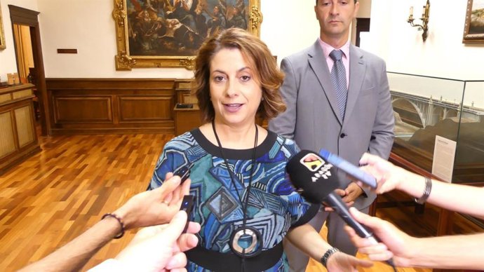 La alcaldesa de Teruel, Emma Buj.