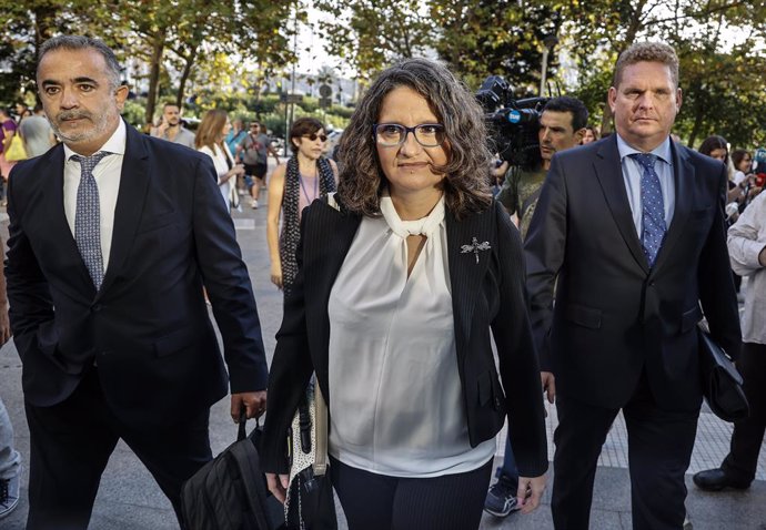 Archivo - Arxiu - L'exvicepresidenta, exportaveu i exconsellera d'Igualtat i Polítiques, Mónica Oltra, en imatge d'arxiu