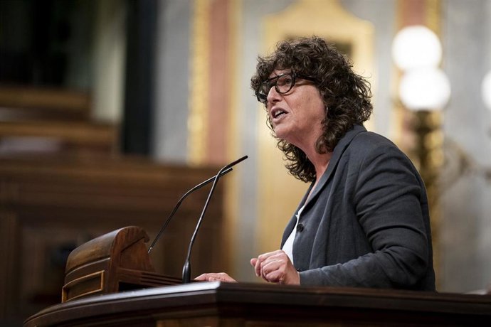Archivo - La diputada de ERC Teresa Jordà, interviene durante una sesión plenaria en el Congreso de los Diputados, a 6 de mayo de 2025, en Madrid (España). 