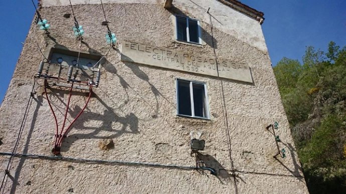 Ezcaray inicia los trámites para recuperar el edificio de turbinas del Salto del Águila como patrimonio municipal