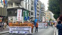 Docentes de la concertada se movilizan en Oviedo para exigir mejoras laborales y un diálogo real con el Principado