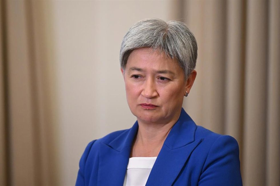 Archivo - La ministra de Exteriores de Australia, Penny Wong, durante una comparecencia ante la prensa en Melbourne (archivo)