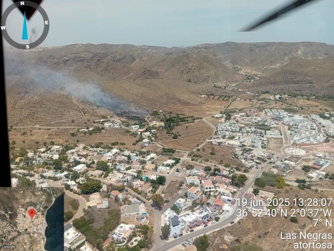 Incendio forestal detectado en Las Negras, en Níjar (Almería).