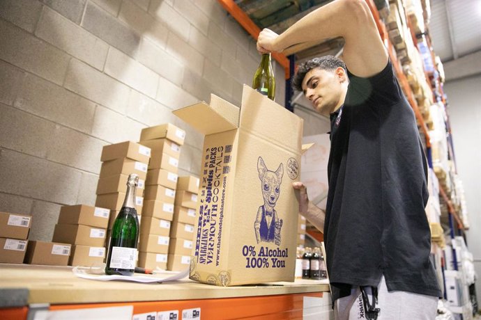 Embalaje diseñado para botellas de cristal.