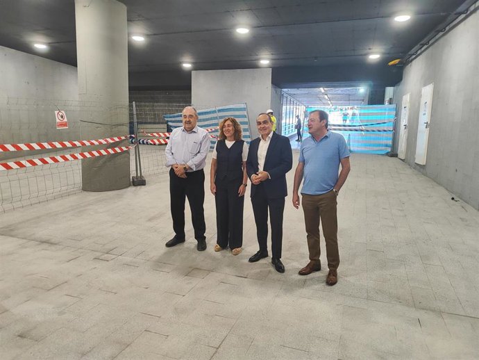 Susana García Chueca en las obras de la estación del Norte de San Sebastián.