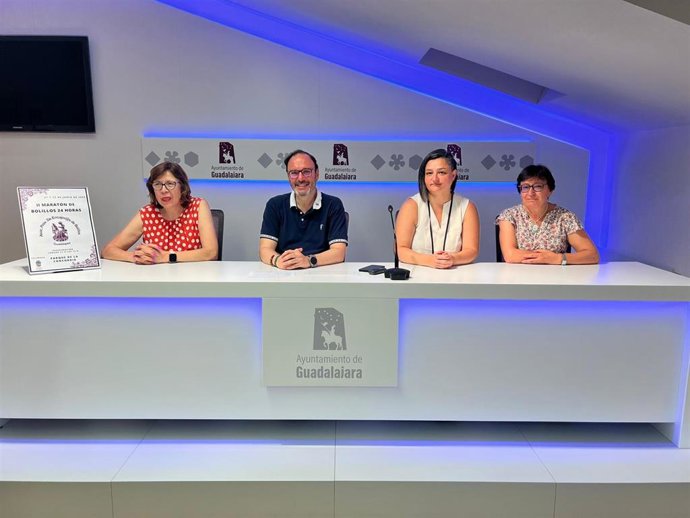 Rueda de prensa de presentación de la II Maratón de Bolillos de Guadalajara.