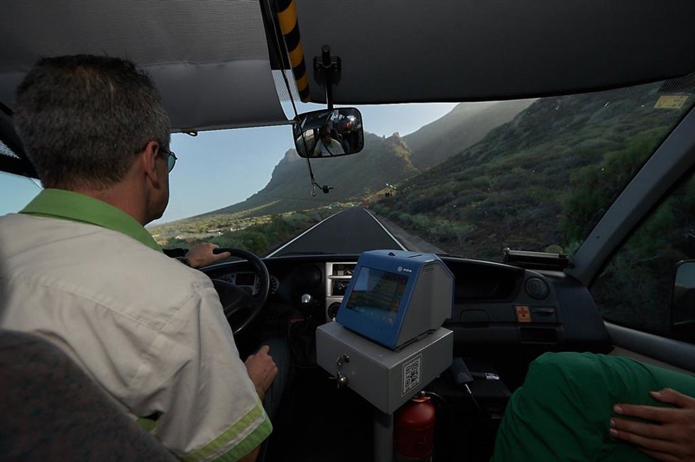Refuerzan dos líneas transporte público del Parque Rural de Teno (Tenerife) para mejorar la movilidad en el verano