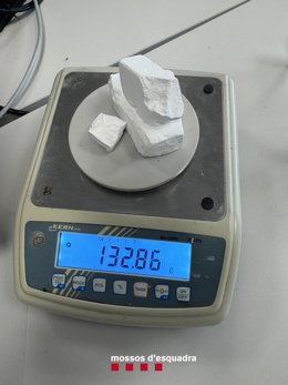 Tres piezas de cocaína encontradas en el vehículo