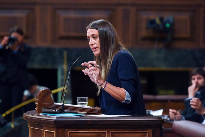 Archivo - La diputada y portavoz de Junts, Miriam Nogueras, durante la primera sesión del debate de investidura de Pedro Sánchez como presidente de Gobierno, en el Congreso de los Diputados, a 15 de noviembre de 2023, en Madrid (España). 