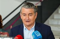 Sanz critica que Montero venga a Andalucía a "sumarse" a los actos de Moreno y no dé explicaciones de "la corrupción"