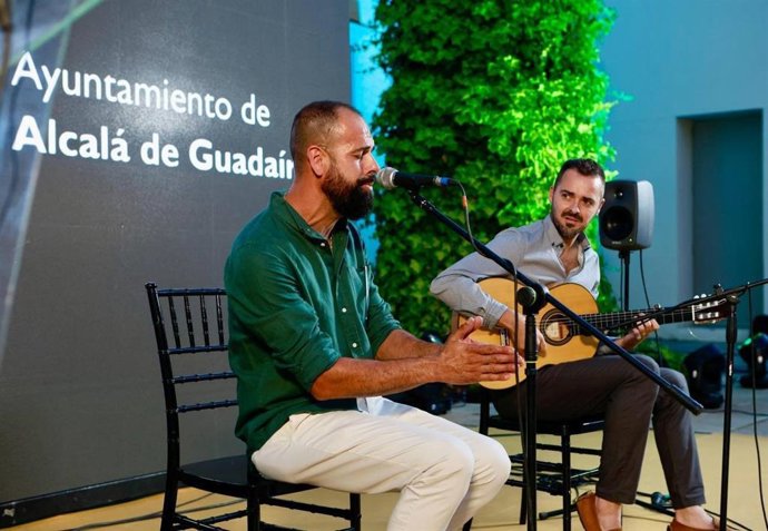 Actuación de uno de los festivales flamencos en la localidad.