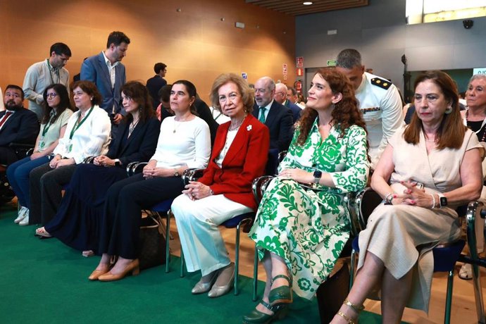 Investigadores, sanitarios y pacientes abordan los avances científicos sobre ELA