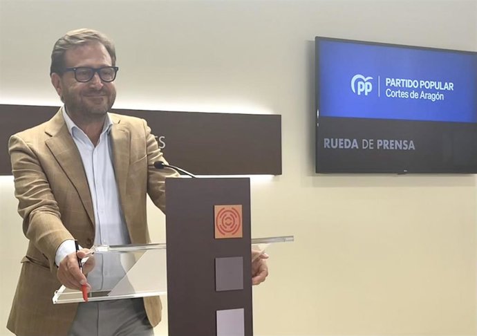 El portavoz del PP Aragón, Fernando Ledesma.