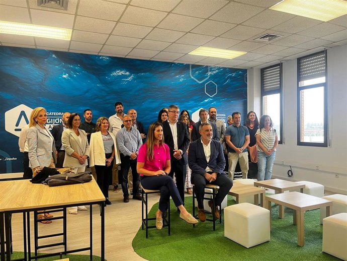 Reunión del 'Think Tank' de Economía Azul en la Escuela Superior de Marina Civil, en el campus gijonés.