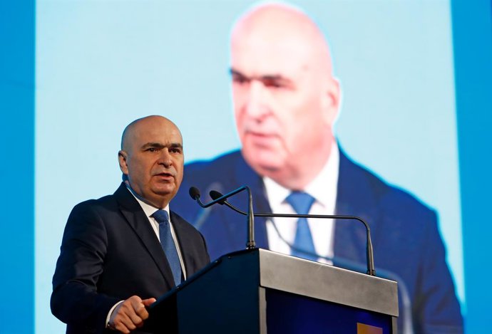 Archivo - BUCHAREST, Feb. 12, 2025  -- This file photo taken on Jan. 26, 2025 shows Ilie Bolojan in Bucharest, Romania. Klaus Iohannis concluded his tenure as President of Romania on Wednesday, with Senate President Ilie Bolojan assuming the role of inter