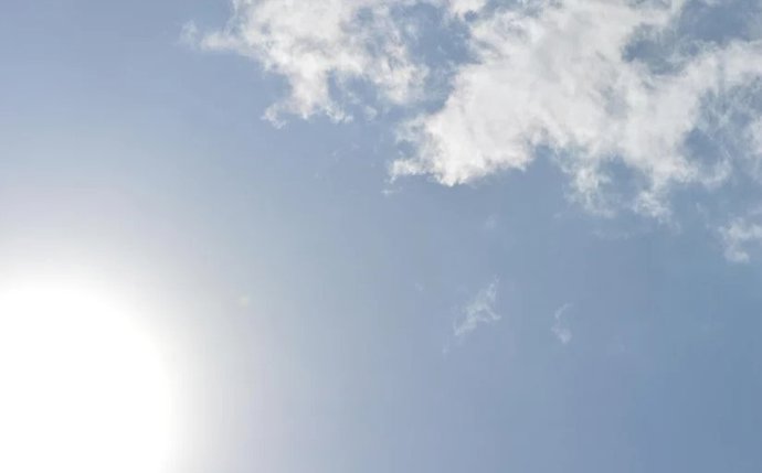 Sol escaldante: ondas de calor extremas aumentarão com as mudanças climáticas. Previsões mais precisas com meses ou anos de antecedência poderiam ajudar a tomar precauções, especialmente para pessoas vulneráveis e para a agricultura.