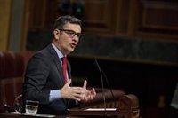 Bolaños acusa a los obispos de apartarse del respeto institucional y acercarse al PP y Vox, tras pedir elecciones