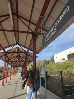 Andén del Campus de Rabanales.