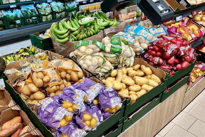 Lidl compra toneladas de patata nacional, con Andalucía entre los principales proveedores.