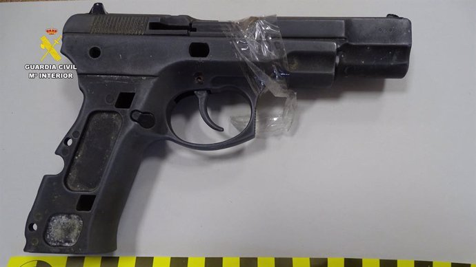 Arma intervinguda en l'operació