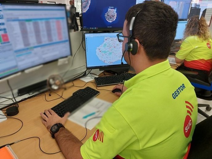 Suc.- Una mujer herida de carácter moderado al volcar su turismo en la GC-15, a su paso por Santa Brígida (Gran Canaria)