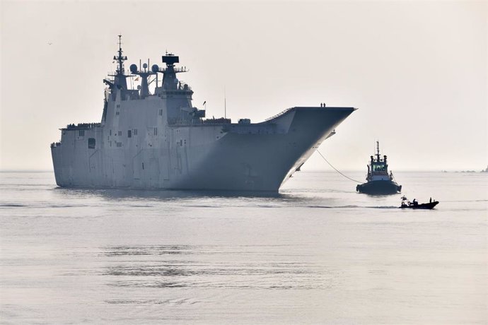 La fragata Blas de Lezo llega al Puerto de Ceuta, a 21 de junio de 2025, en Ceuta (España). 