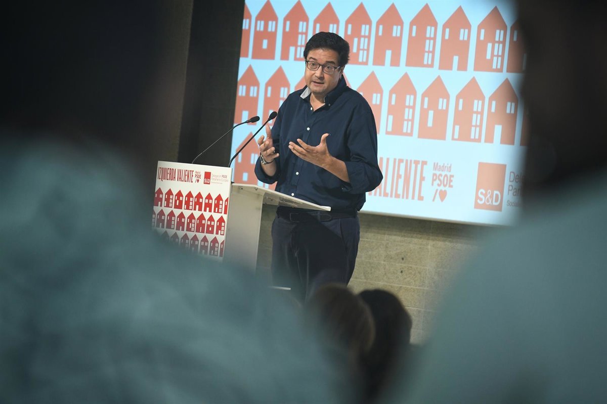Óscar López dice que Sánchez está  fuerte  y se desmarca del PP en corrupción:  Somos el PSOE y aquí no se pasa ni una 