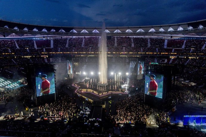Vista general durante el concierto del cantante Dellafuente, en el Estadio Riyadh Air Metropolitano, a 20 de junio de 2025, en Madrid (España). 