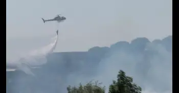 Un incendio en Martorell (Barcelona) obliga a interrumpir la circulación de la R4 de Rodalies