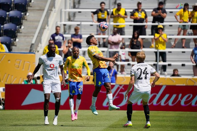 Mamelodi Sundowns - Borussia Dortmund