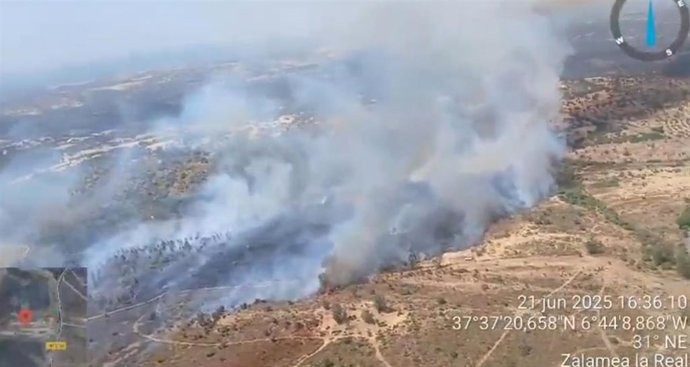Imagen del incendio de Zalamea la Real