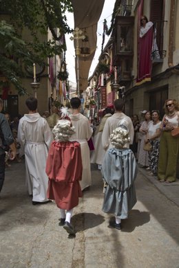 Procesión de la Custodia de Arfe durante la celebración del Corpus Christi, a 19 de junio de 2025, en Toledo, Castilla-La Mancha (España). El Corpus Christi 2025 en Toledo, que se celebra del 13 al 22 de junio, está declarado como Fiesta de Interés Turíst